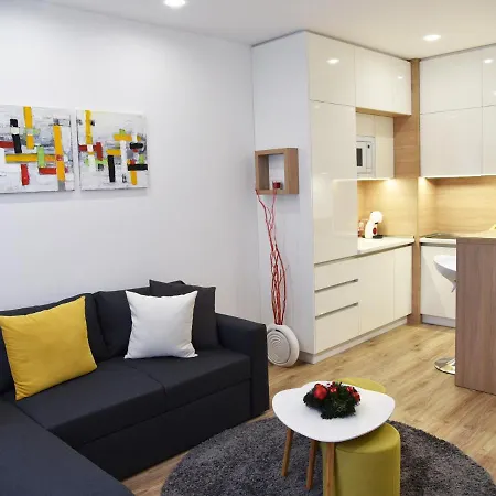 Gardens Luxury E11 Апартамент