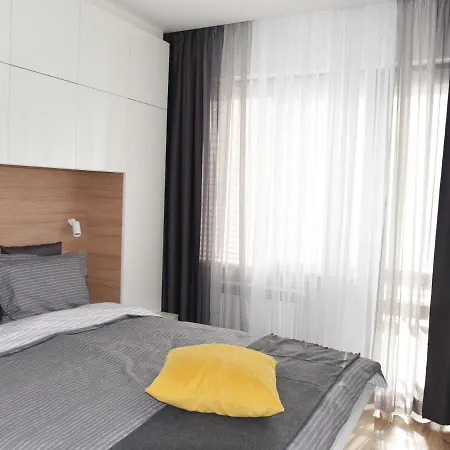 Gardens Luxury E11 Апартамент *
